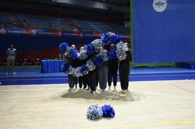 Defilé Senior - Onda dinamica — Majorettes Onda Azzurra, Jesolo