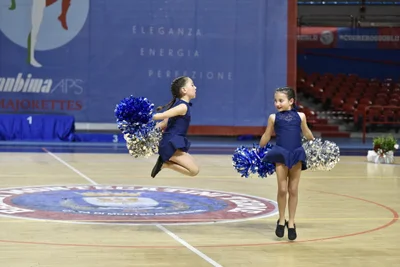 Atleta Cadetta - Dettaglio salto — Majorettes Onda Azzurra, Jesolo