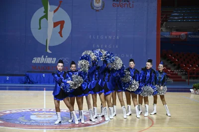 Junior Pom - L'Onda — Majorettes Onda Azzurra, Jesolo