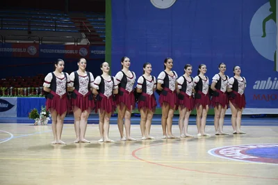 Senior Pom - Entrata Pirati — Majorettes Onda Azzurra, Jesolo