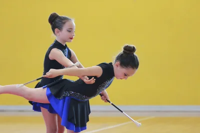 Sinergia e Collaborazione - Dettaglio Coreografico — Majorettes Onda Azzurra, Jesolo