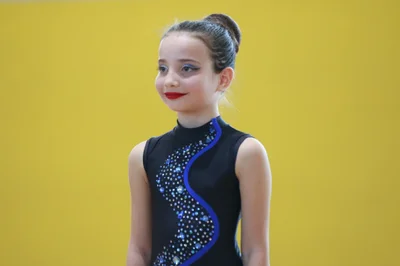 Primo Piano - Concentrazione e Grazia — Majorettes Onda Azzurra, Jesolo