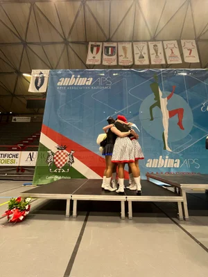 Spirito Sportivo e Fair Play - Abbracci tra Società — Majorettes Onda Azzurra, Jesolo