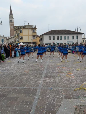 Esibizione Majorettes Zero Branco - Carnevale 2026 — Majorettes Onda Azzurra, Jesolo